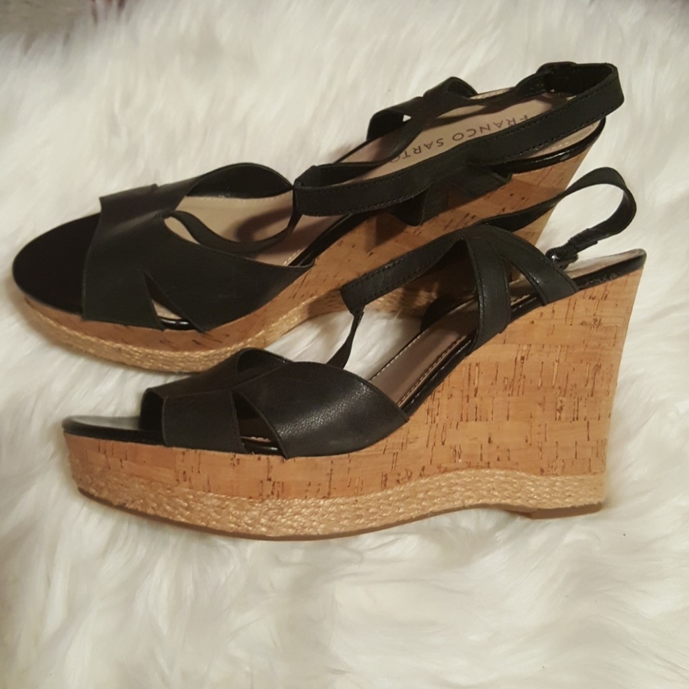 Pumps - Picture 2 of 3
